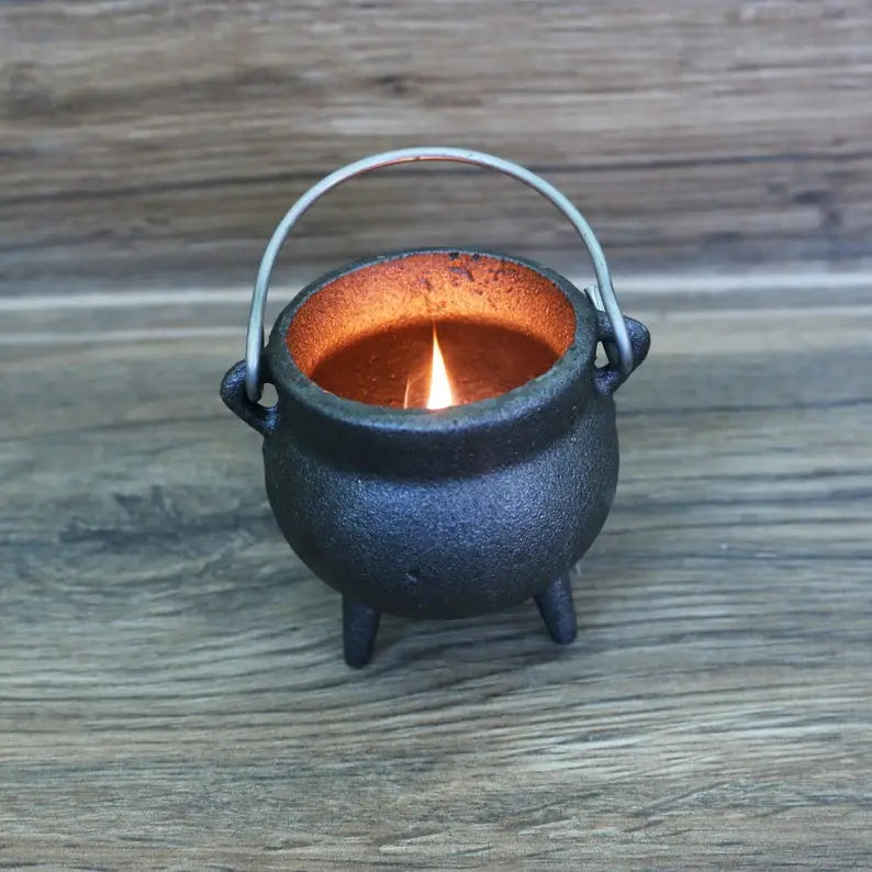 Mini Cast Iron Cauldron with lid